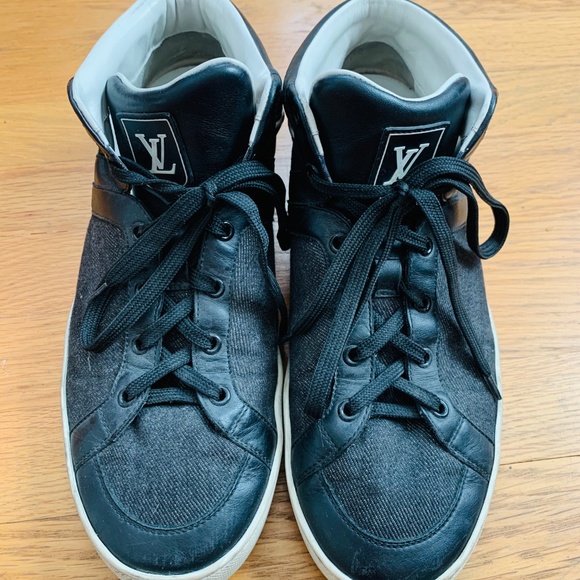 💯 Authentic LOUIS VUITTON Men's Sneakers - Picture 2 of 5